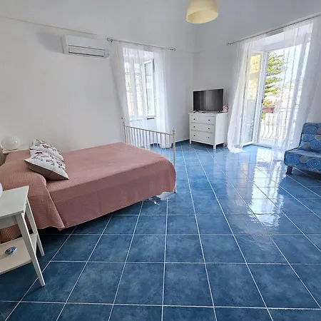Maridea - Marlin Appartement Ponza Buitenkant foto