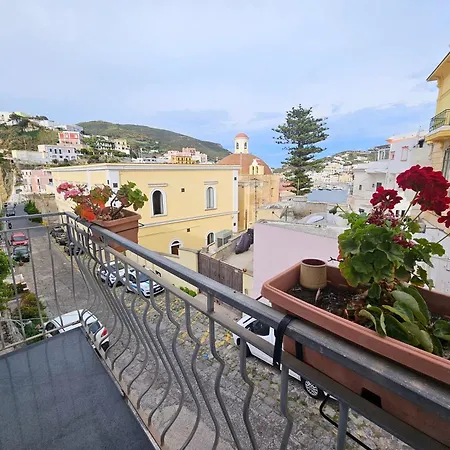 Maridea - Marlin Appartement Ponza Buitenkant foto